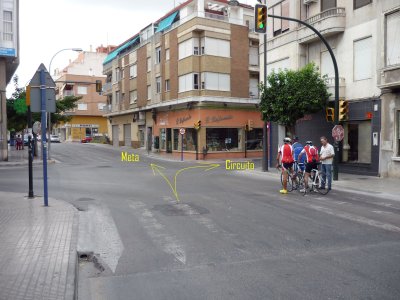 Foto nº1. Cruce Ronda de Santo Domingo y Pintor Agrasot. Kilómetro 0.