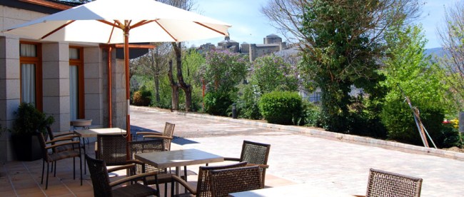 Parador de Puebla de Sanabria paradores.es