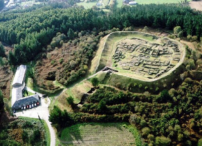 Museo y Castro de Viladonga, final propuesto para esta etapa. Foto de Turismoenxebre.com.