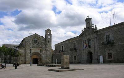 Plaza de Meira, final de la etapa. Foto de Galicia Ünica.
