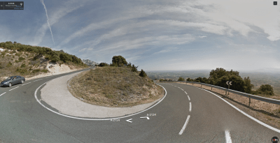 La buena carretera del Puerto de Herrera disimula sus rampas a la vista.