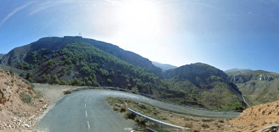 Curva de herradura en la zona más dura de Peña Hincada. Foto de Street View.